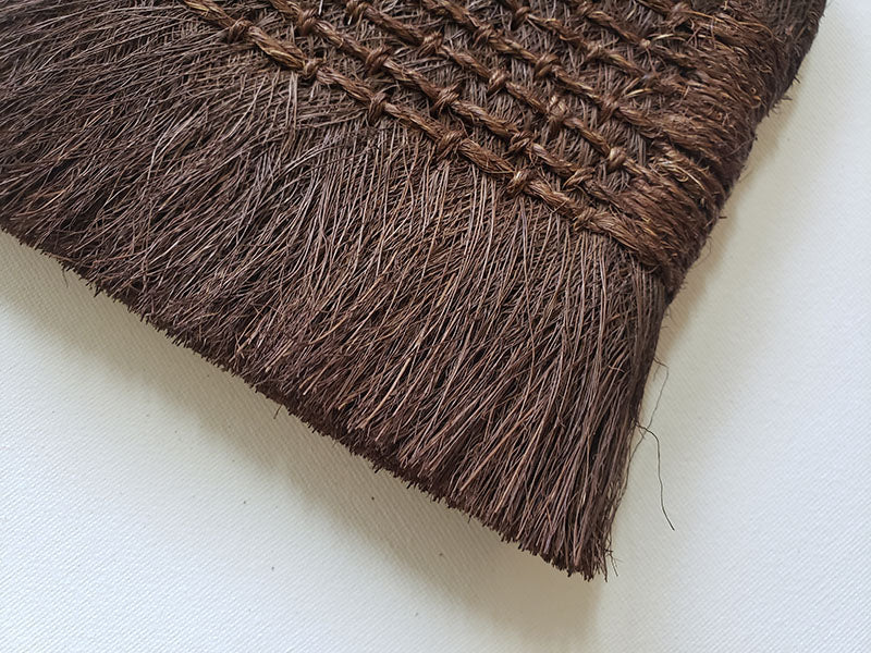 Palm Fiber Mounting Brush with Handle