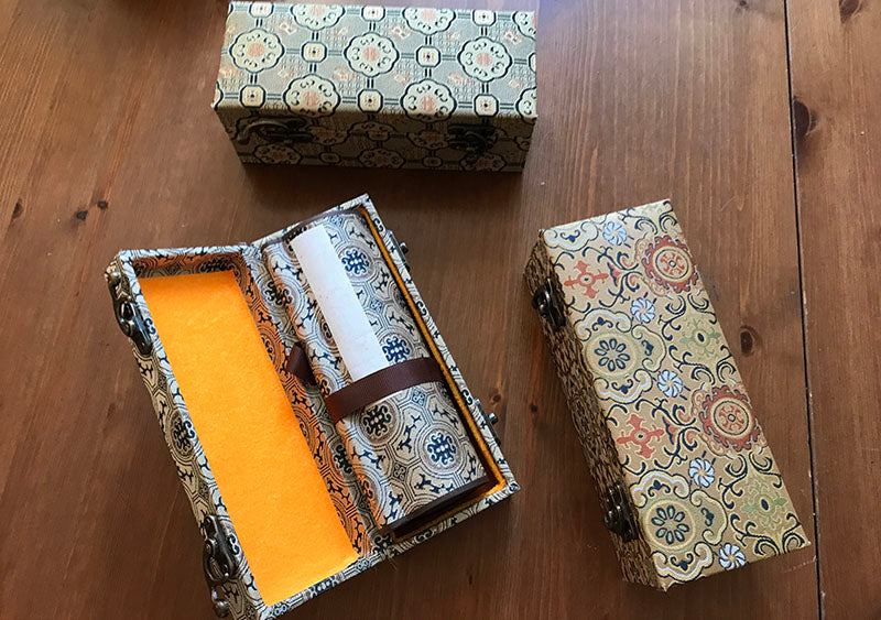 Blank Hand Scrolls Sized Xuan with Silk Brocade Box 16cm x 2.6M